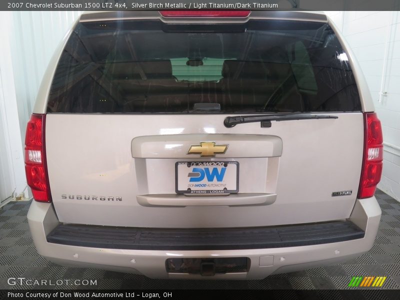 Silver Birch Metallic / Light Titanium/Dark Titanium 2007 Chevrolet Suburban 1500 LTZ 4x4