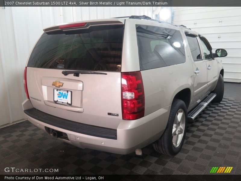 Silver Birch Metallic / Light Titanium/Dark Titanium 2007 Chevrolet Suburban 1500 LTZ 4x4