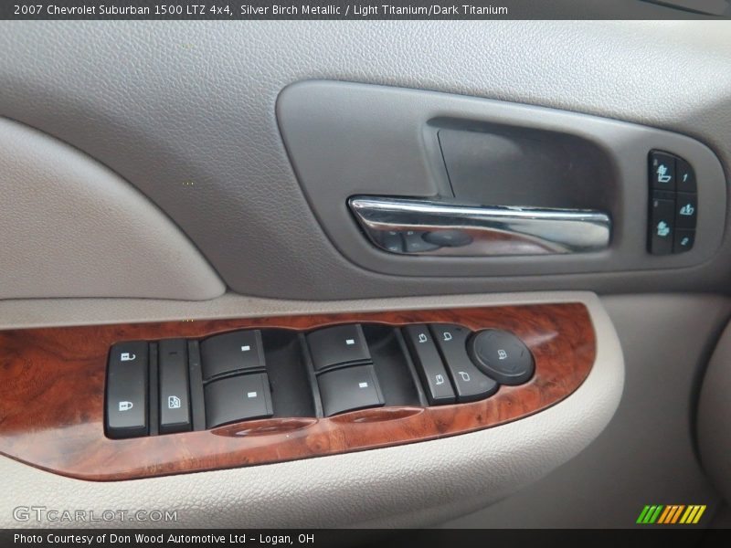 Silver Birch Metallic / Light Titanium/Dark Titanium 2007 Chevrolet Suburban 1500 LTZ 4x4