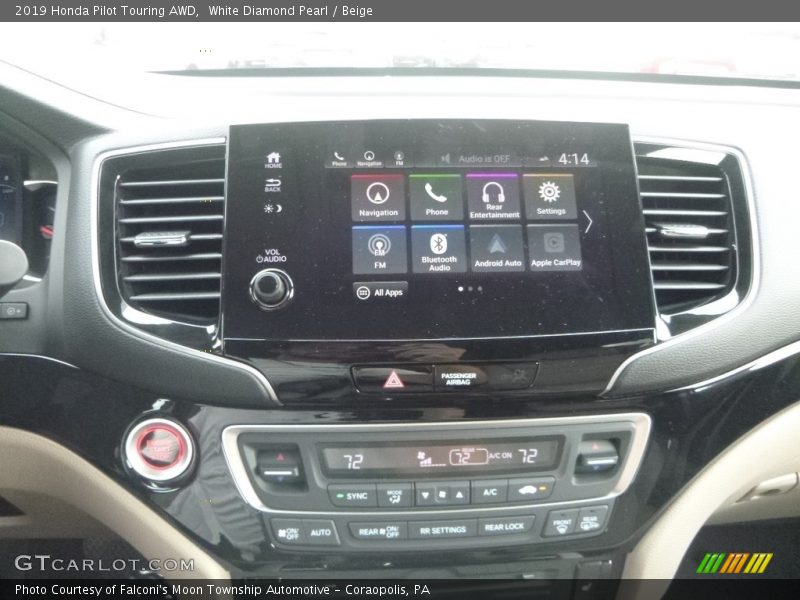 White Diamond Pearl / Beige 2019 Honda Pilot Touring AWD
