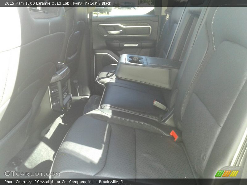 Ivory Tri–Coat / Black 2019 Ram 1500 Laramie Quad Cab