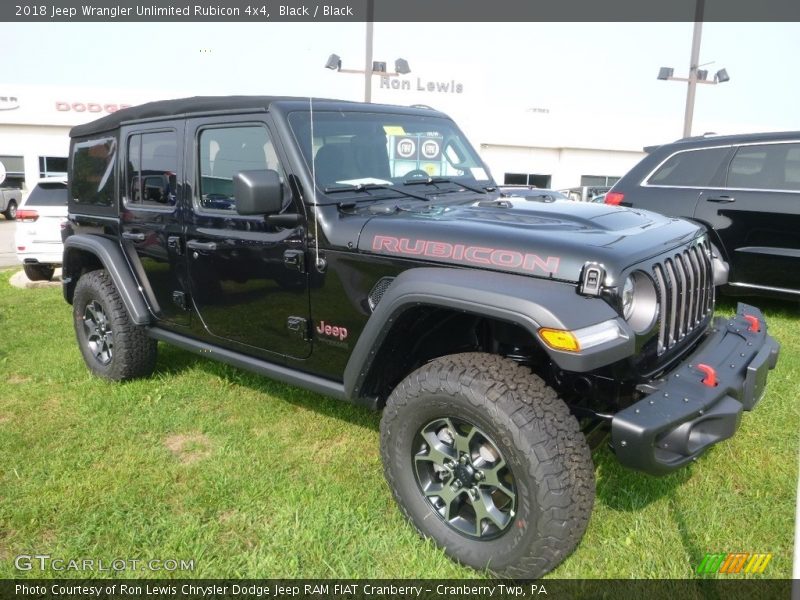 Front 3/4 View of 2018 Wrangler Unlimited Rubicon 4x4