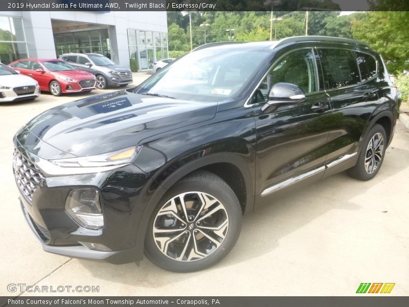Front 3/4 View of 2019 Santa Fe Ultimate AWD