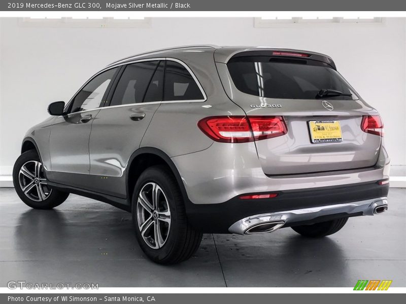 Mojave Silver Metallic / Black 2019 Mercedes-Benz GLC 300