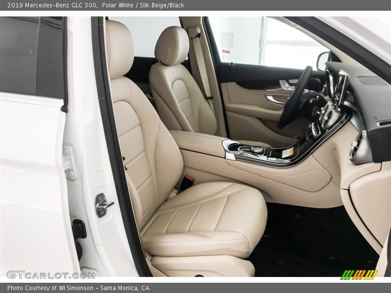 Front Seat of 2019 GLC 300