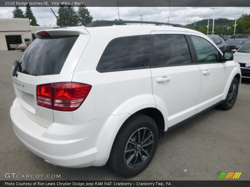 Vice White / Black 2018 Dodge Journey SE