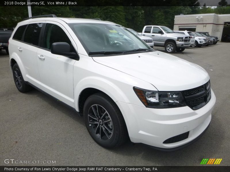 Vice White / Black 2018 Dodge Journey SE
