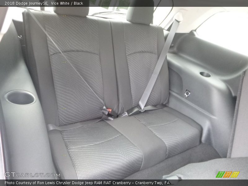 Vice White / Black 2018 Dodge Journey SE