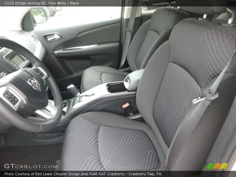 Vice White / Black 2018 Dodge Journey SE