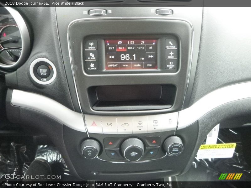 Vice White / Black 2018 Dodge Journey SE