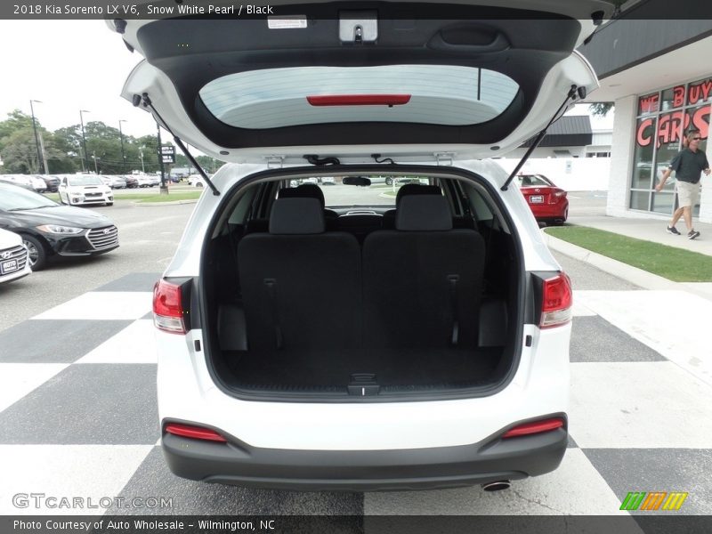 Snow White Pearl / Black 2018 Kia Sorento LX V6