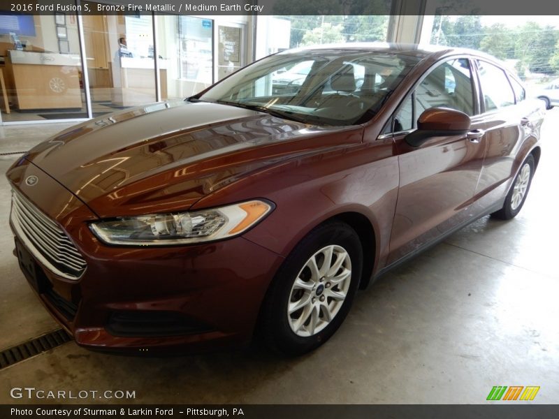 Bronze Fire Metallic / Medium Earth Gray 2016 Ford Fusion S