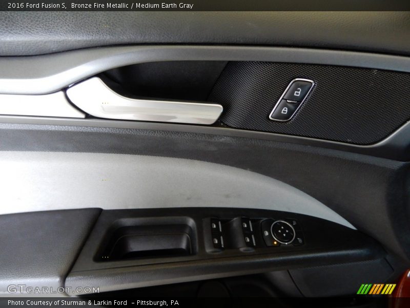Bronze Fire Metallic / Medium Earth Gray 2016 Ford Fusion S