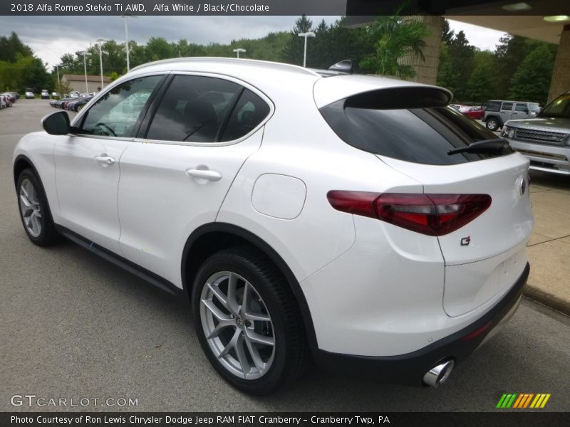 Alfa White / Black/Chocolate 2018 Alfa Romeo Stelvio Ti AWD