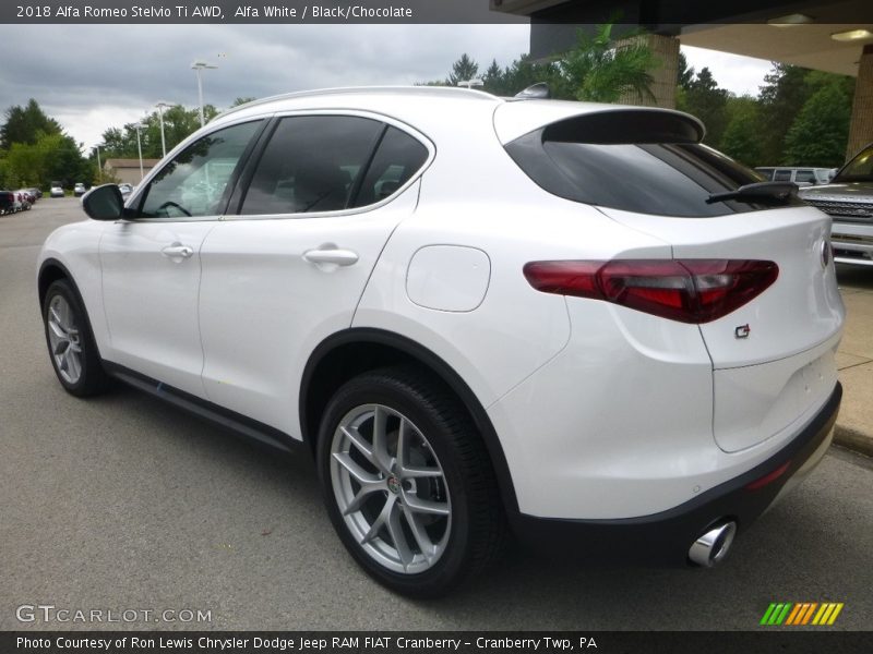 Alfa White / Black/Chocolate 2018 Alfa Romeo Stelvio Ti AWD