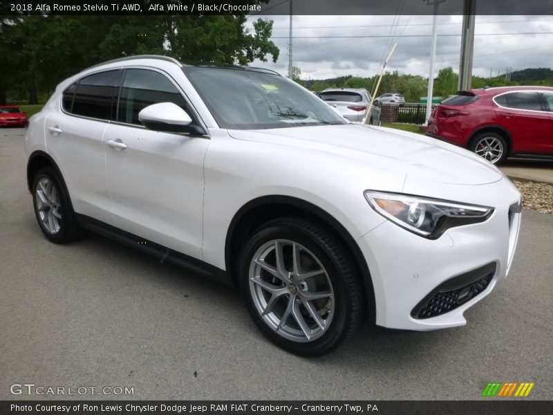 Alfa White / Black/Chocolate 2018 Alfa Romeo Stelvio Ti AWD