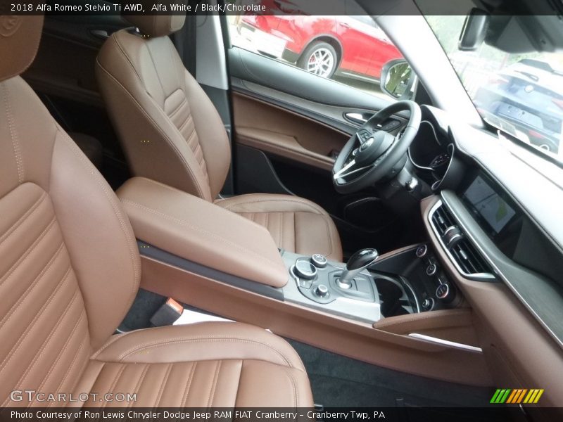 Alfa White / Black/Chocolate 2018 Alfa Romeo Stelvio Ti AWD