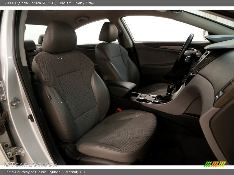 Radiant Silver / Gray 2014 Hyundai Sonata SE 2.0T