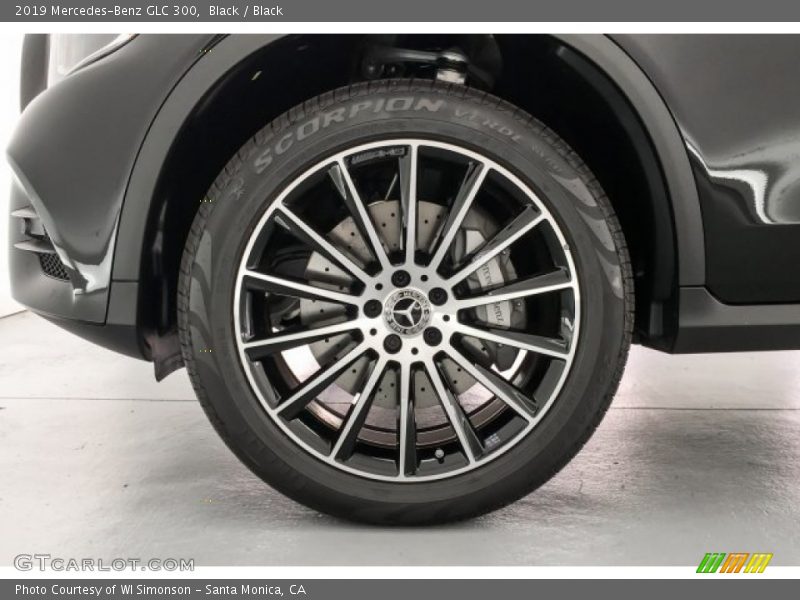 Black / Black 2019 Mercedes-Benz GLC 300