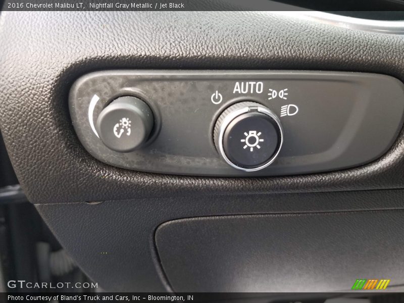 Nightfall Gray Metallic / Jet Black 2016 Chevrolet Malibu LT