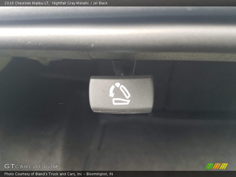 Nightfall Gray Metallic / Jet Black 2016 Chevrolet Malibu LT