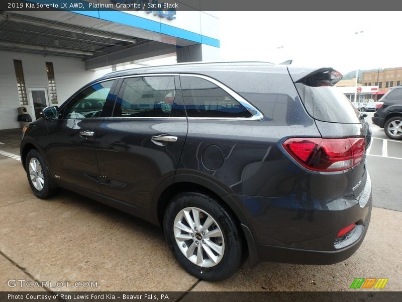 Platinum Graphite / Satin Black 2019 Kia Sorento LX AWD