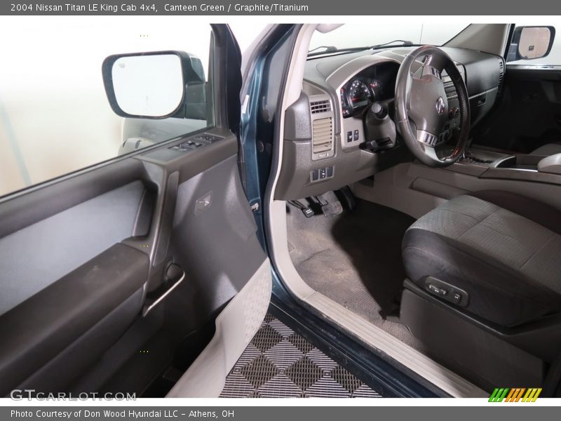 Canteen Green / Graphite/Titanium 2004 Nissan Titan LE King Cab 4x4