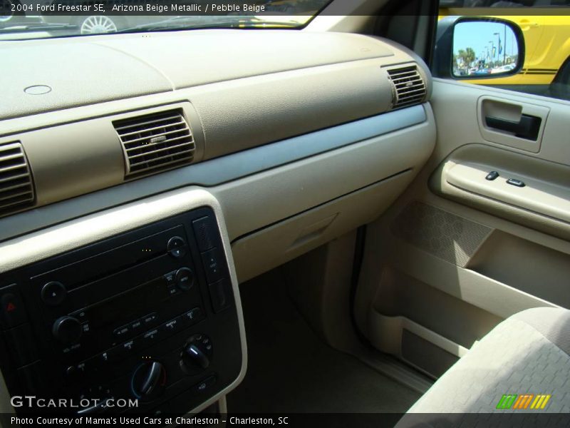 Arizona Beige Metallic / Pebble Beige 2004 Ford Freestar SE