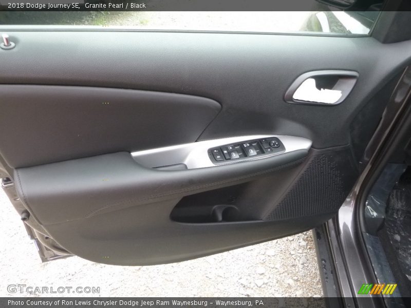 Granite Pearl / Black 2018 Dodge Journey SE
