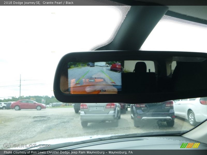 Granite Pearl / Black 2018 Dodge Journey SE