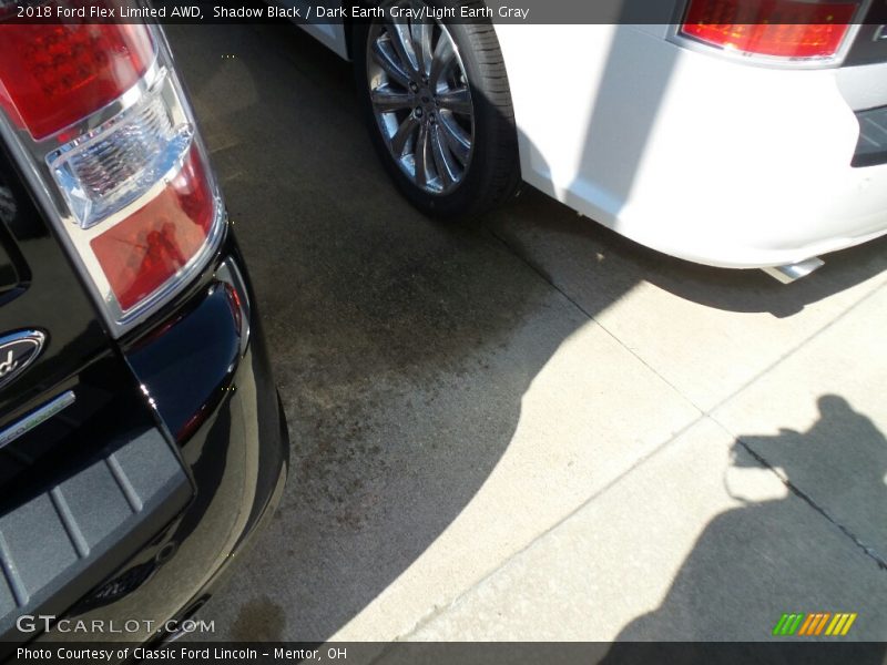Shadow Black / Dark Earth Gray/Light Earth Gray 2018 Ford Flex Limited AWD
