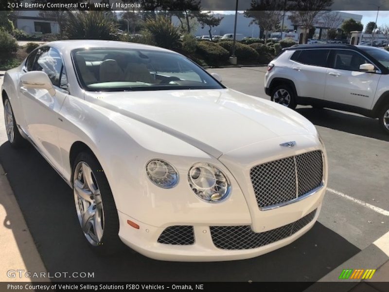 White / Magnolia 2014 Bentley Continental GT