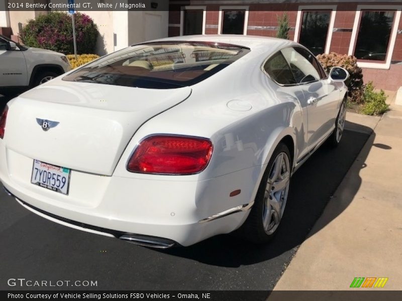 White / Magnolia 2014 Bentley Continental GT