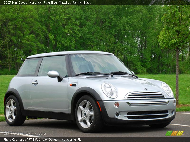 Pure Silver Metallic / Panther Black 2005 Mini Cooper Hardtop