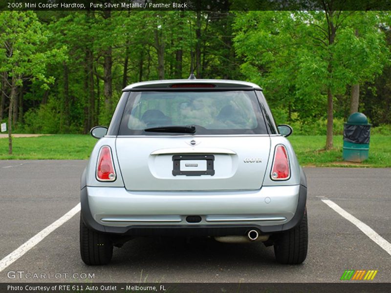 Pure Silver Metallic / Panther Black 2005 Mini Cooper Hardtop