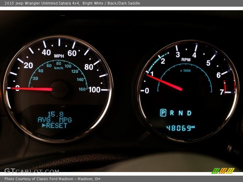 Bright White / Black/Dark Saddle 2015 Jeep Wrangler Unlimited Sahara 4x4