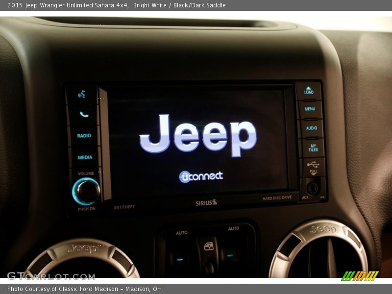 Bright White / Black/Dark Saddle 2015 Jeep Wrangler Unlimited Sahara 4x4