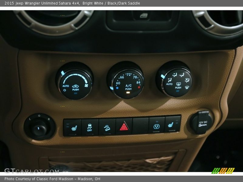 Bright White / Black/Dark Saddle 2015 Jeep Wrangler Unlimited Sahara 4x4