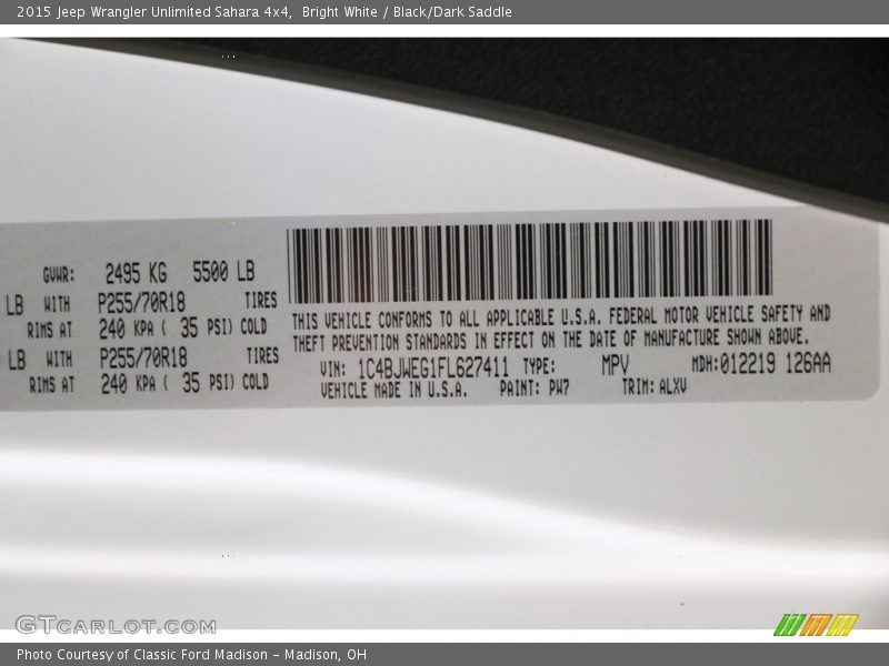 Bright White / Black/Dark Saddle 2015 Jeep Wrangler Unlimited Sahara 4x4