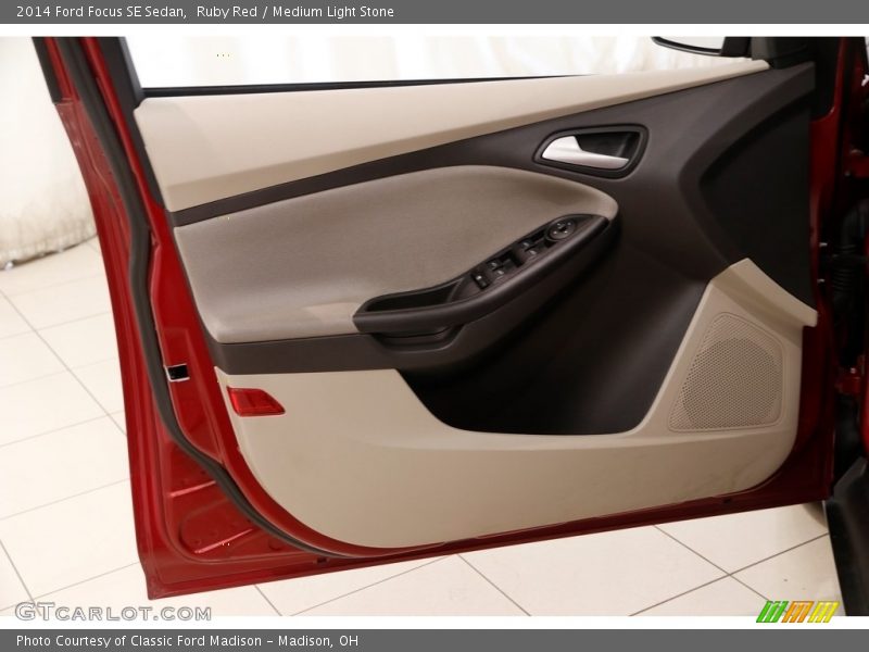Ruby Red / Medium Light Stone 2014 Ford Focus SE Sedan