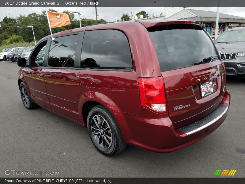 Octane Red / Black 2017 Dodge Grand Caravan GT