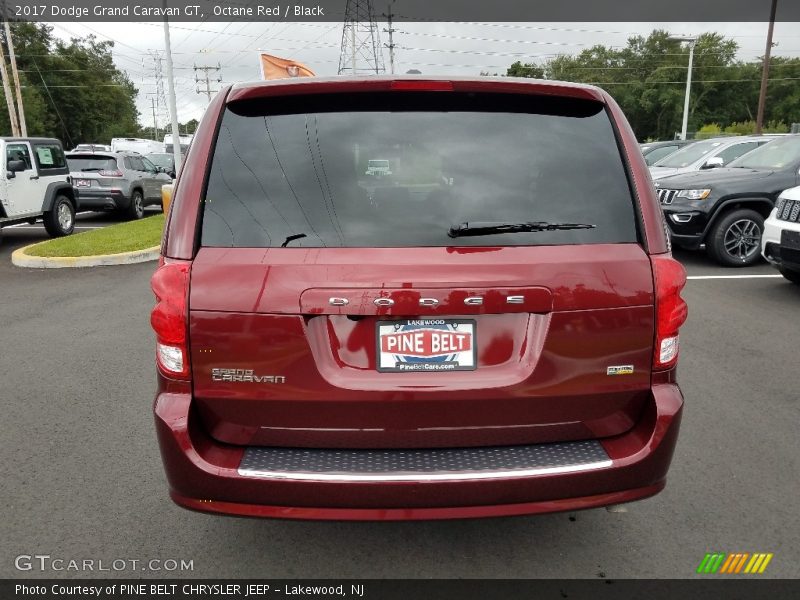Octane Red / Black 2017 Dodge Grand Caravan GT