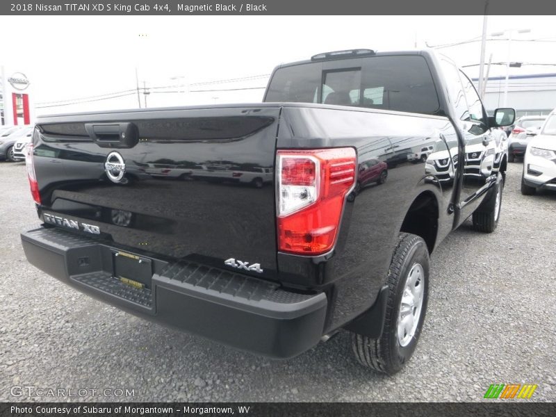 Magnetic Black / Black 2018 Nissan TITAN XD S King Cab 4x4