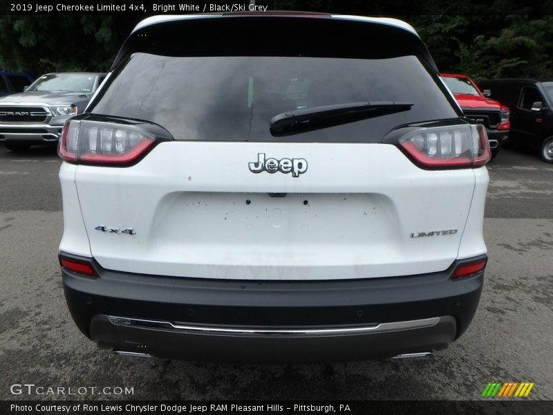 Bright White / Black/Ski Grey 2019 Jeep Cherokee Limited 4x4