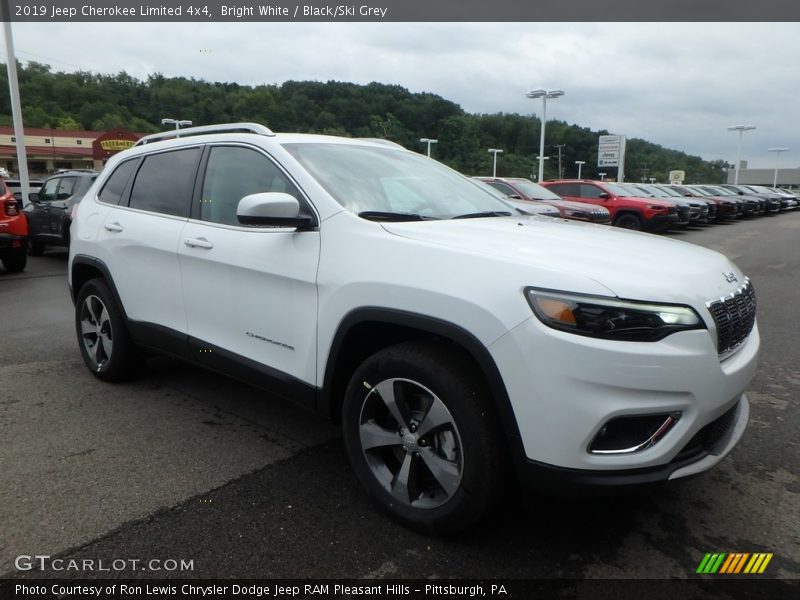 Bright White / Black/Ski Grey 2019 Jeep Cherokee Limited 4x4