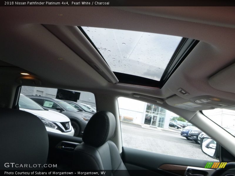 Pearl White / Charcoal 2018 Nissan Pathfinder Platinum 4x4