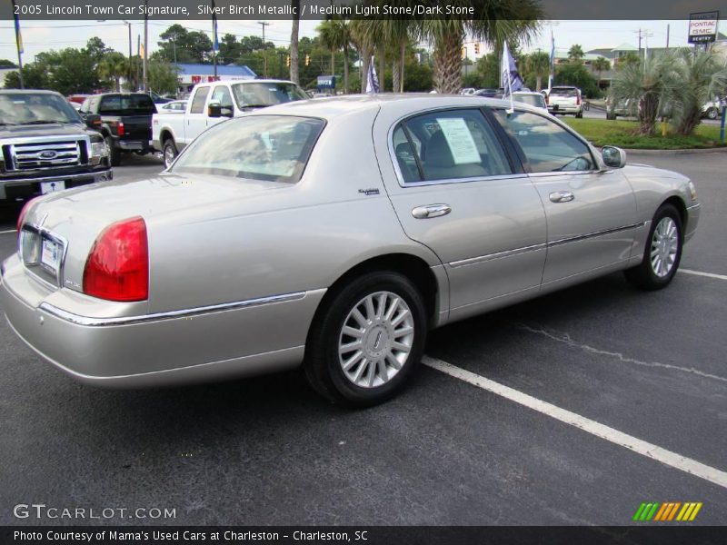 Silver Birch Metallic / Medium Light Stone/Dark Stone 2005 Lincoln Town Car Signature