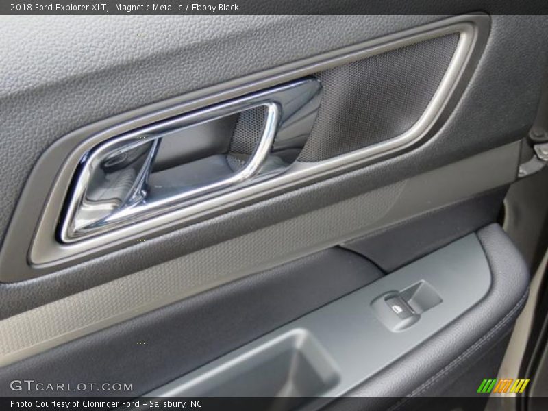 Magnetic Metallic / Ebony Black 2018 Ford Explorer XLT