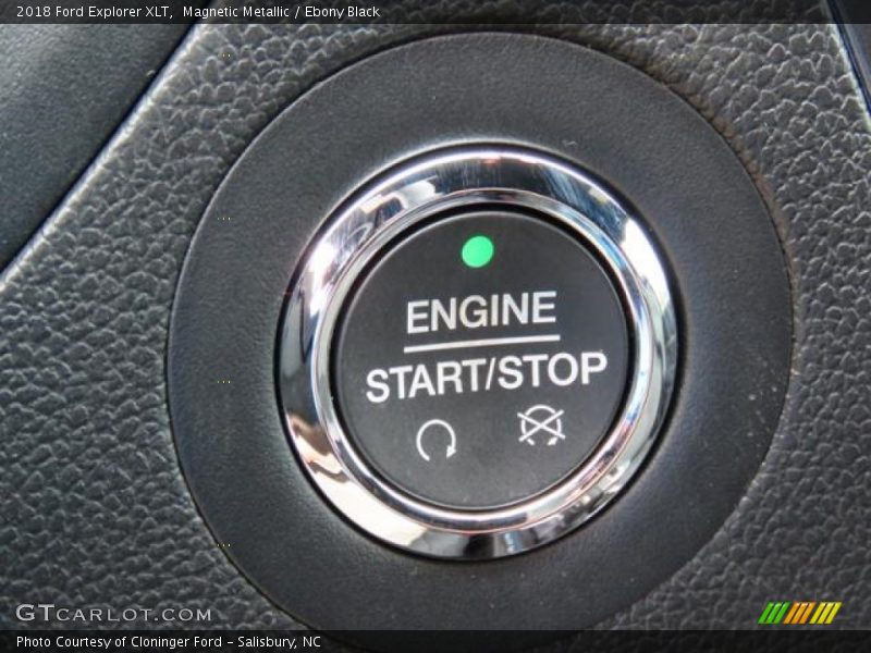 Magnetic Metallic / Ebony Black 2018 Ford Explorer XLT