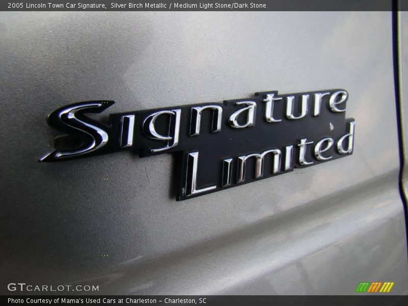 Silver Birch Metallic / Medium Light Stone/Dark Stone 2005 Lincoln Town Car Signature